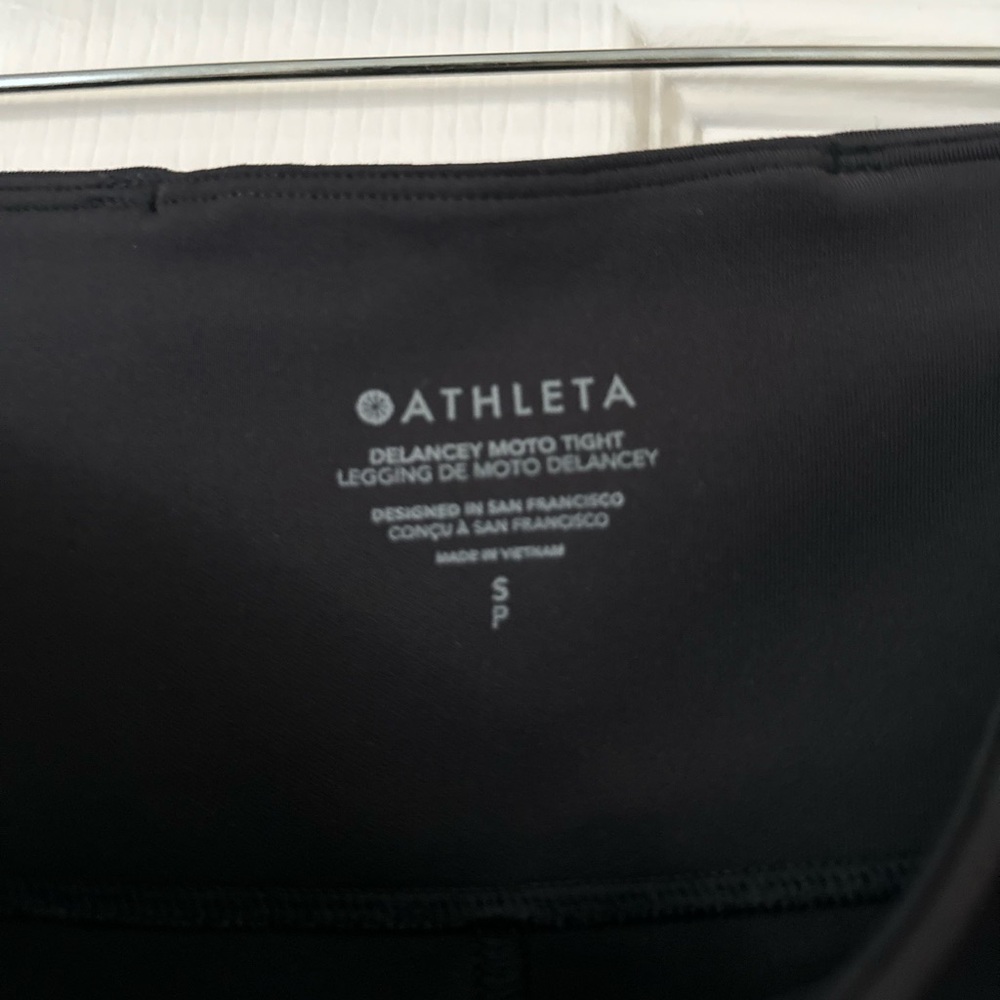 Athleta Delancy Moto legging